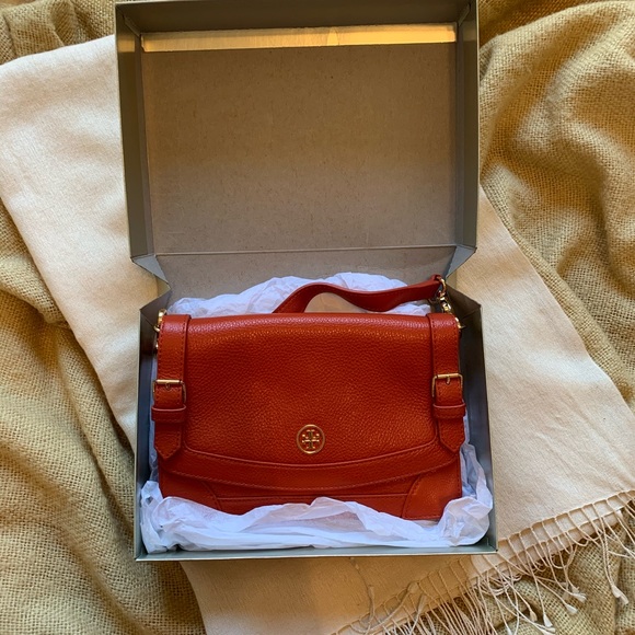 Brand New Tory Burch Purse - in Nordstrom Box - Picture 2 of 8